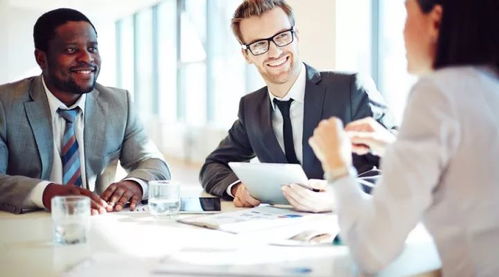 如何巧妙应对家长对价格的质疑 咨询师的应答策略